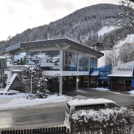 Lägenhet Cityxpress Zell Am *